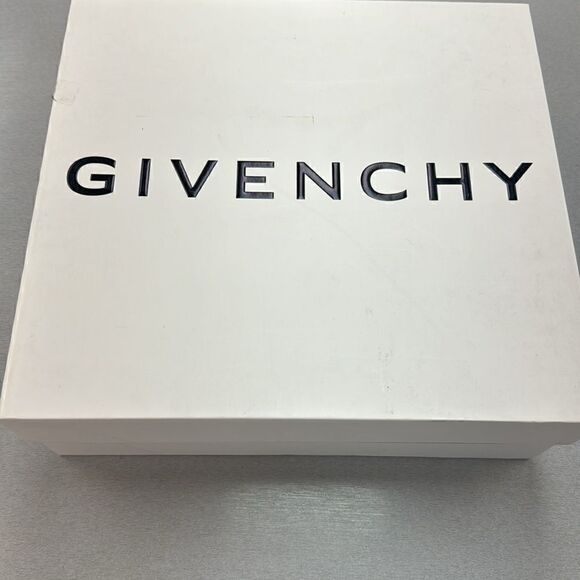 GIVENCHY BOOTS - Picture 10 of 11